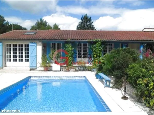 Maison 8 pièces 160 m²