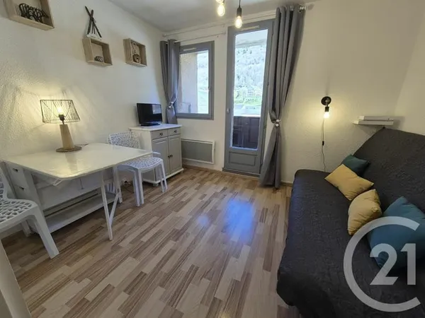 Studio 1 pièce 18 m²