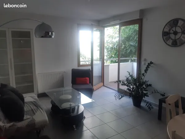 Appartement T2 + garage - Lyon 7