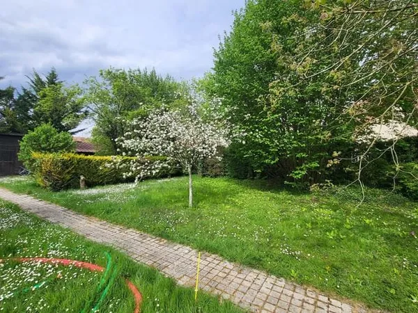 Terrain 315 m²