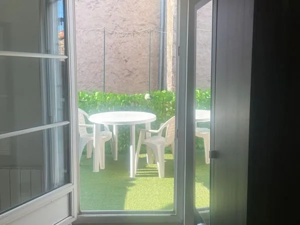 Chambre meuble en colocation Poitiers Hypercentre ville