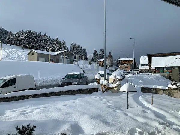 Fonds de commerce hotel restaurant 1800m² aux pieds des pistes