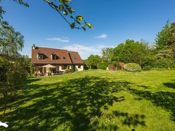 Maison traditionnelle 7 pièces 194 m²