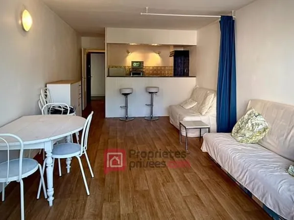 A 50m de la plage de Nauzan, appartement vue mer, 34 m2, 1er étage