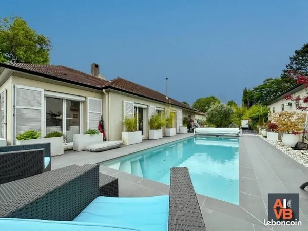 Pavillon 4 pièces 152 m²
