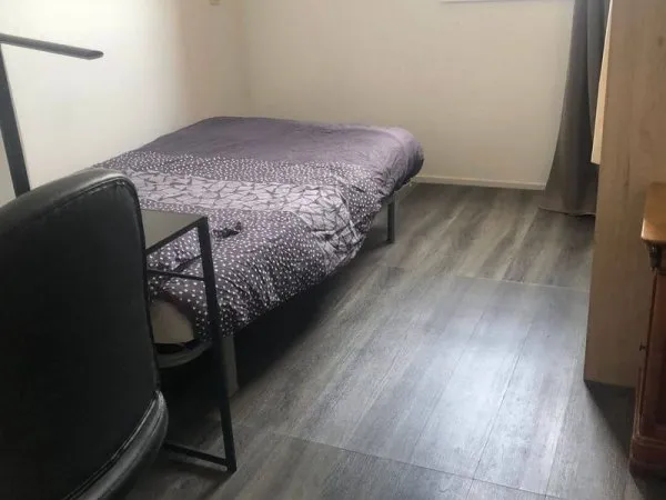 Appartement 1 pièce 100 m²