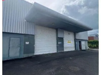 Local commercial/bureaux Jarry 341 m2