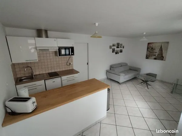 Appartement t2 meublé au coeur du centre historique de Marvejols