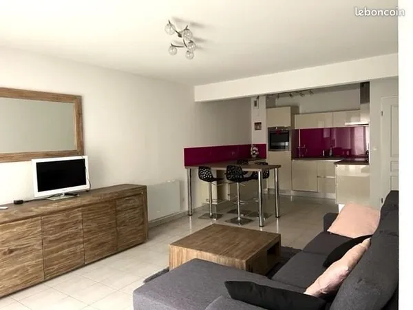 Location appartement meublé 2 pièces 50m²