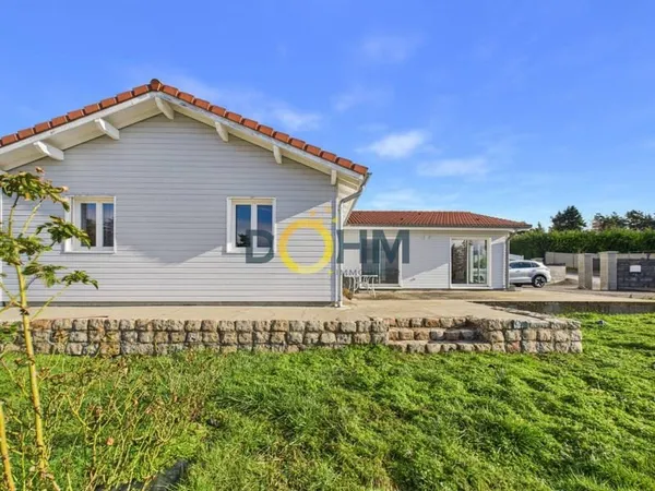 Maison de plain-pied 7 pièces 156 m²