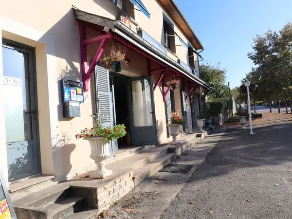 Restaurant 120 m² CHATEAU CHINON (VILLE)