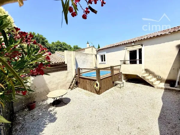 Magnifique maison T4 de plain-pied avec piscine et jardin privatif