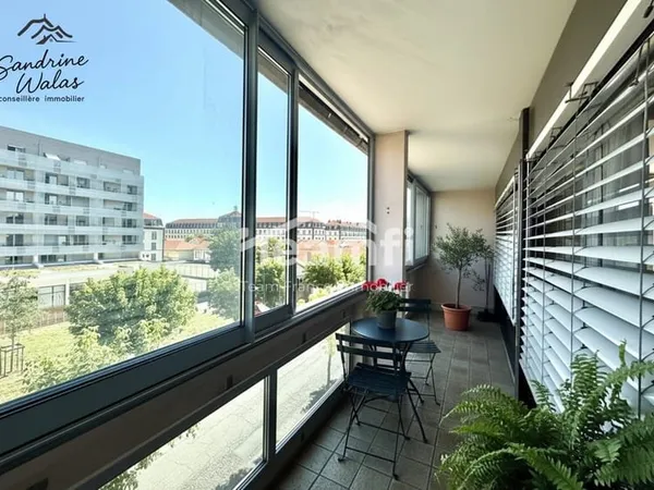 Appartement T5 avec balcon. Quartier République / Les Carmes