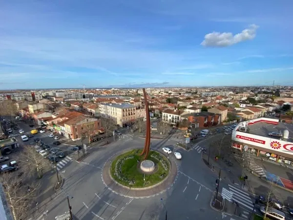 TOULOUSE BARRIERE DE PARIS, SUPERBE T4 DE 94m², TERRASSE, PARKING, VUE DEGAGEE