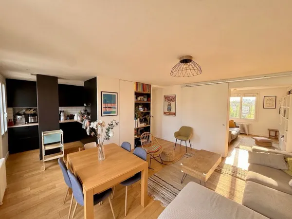Vends appartement 4P, 3 chambres, dernier étage