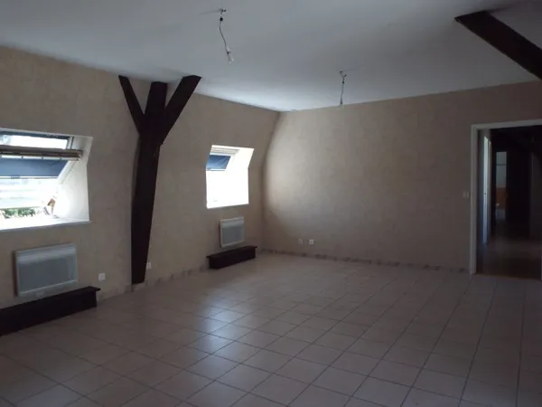 Plein coeur du village appartement T4