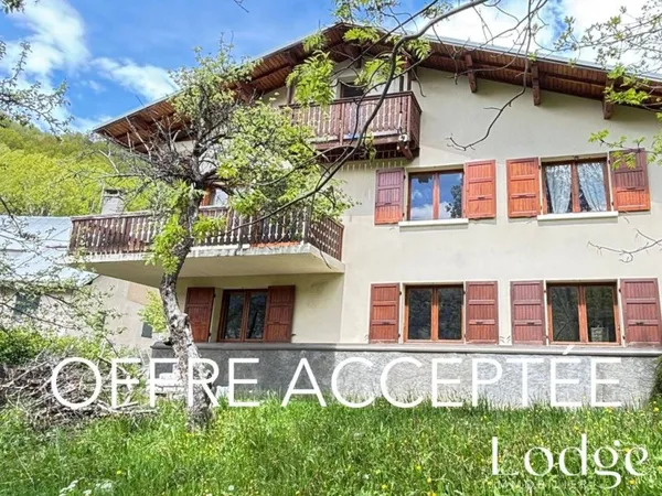Maison de luxe 10 pièces 240 m²
