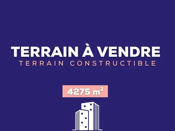 Terrain constructible de 4 000 m2