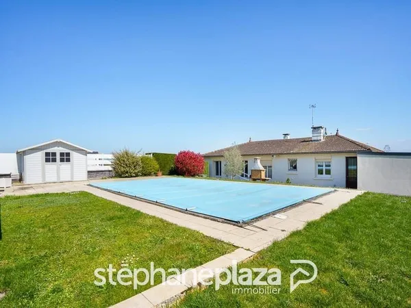 Maison de plain-pied 6 pièces 135 m²