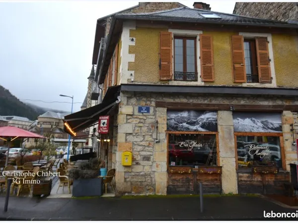 Vente pro (murs) | Local Commercial | 160 m² | La Bourboule | Terrasse