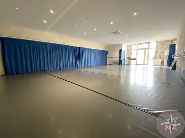 Local commercial