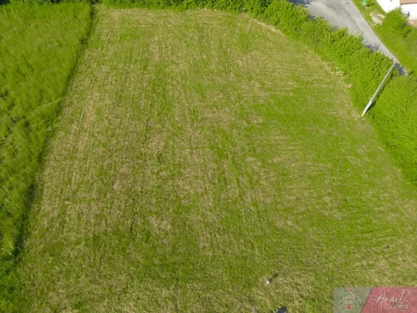 Terrain à bâtir