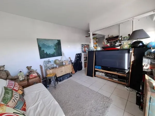 Studio 1 pièce 29 m²