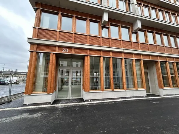Local 255 m²