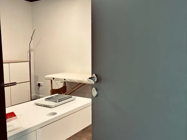 Local partagé dans local commercial
