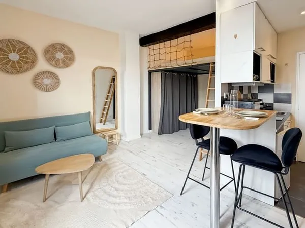 Studio 1 pièce 24 m²