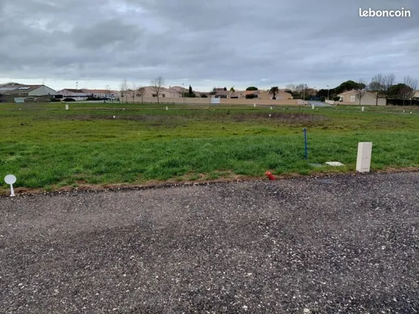Terrain 353 m² Port Des Barques