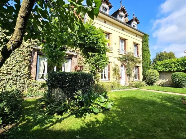 Maison de luxe 9 pièces 207 m²