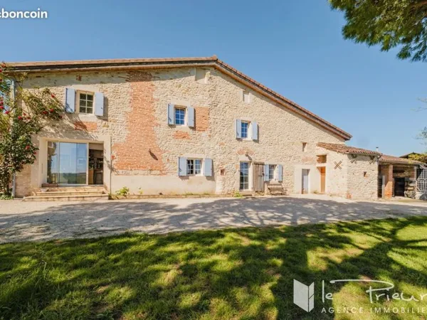 Propriété 10 pièces 425 m²