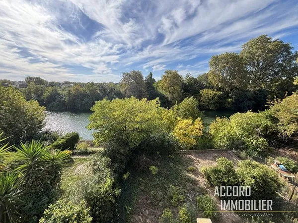 Coup de coeur !! Maison de 104 m2 au bord de l'orb avec jar