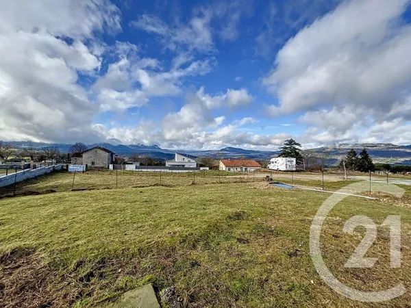 Terrain 3102 m²