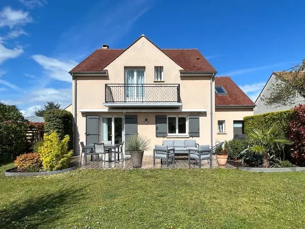 Maison de 6 pièces avec jardin