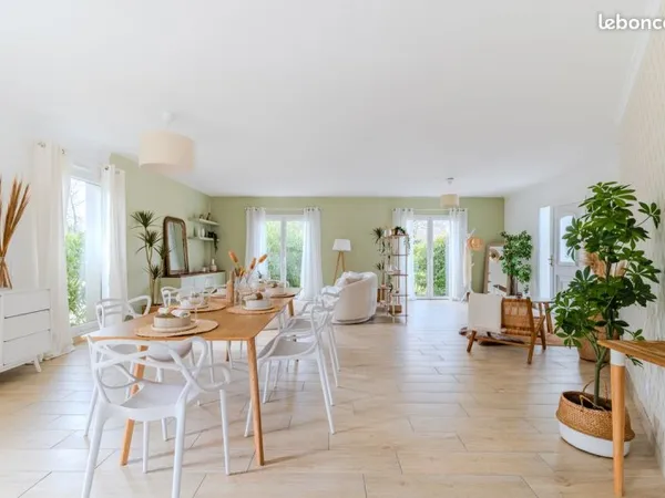 Charmante Maison au calme, avec piscine et parc arboré, proche Bordeaux