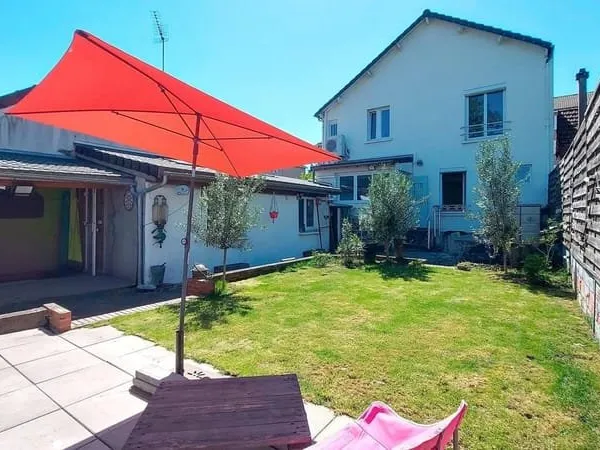 Maison 7 pièces 145 m²