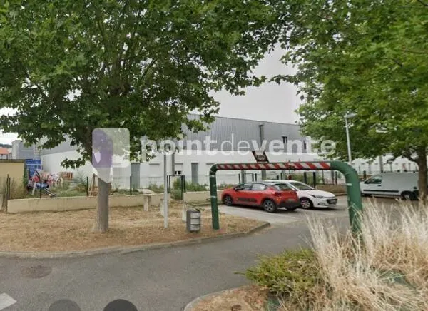 Local commercial 112 m²