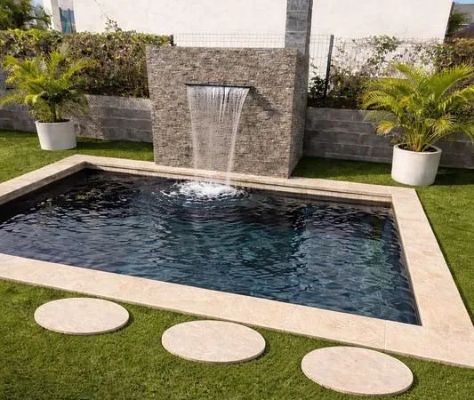 COLOCATION - entrée de St-Louis - 550 /chambre - Villa NEUVE meublée à NEUF - spacieuse + piscine à 