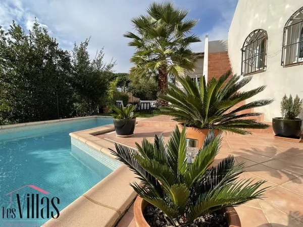 Maison coup de coeur avec patio, T2 indépendant et piscine plein sud