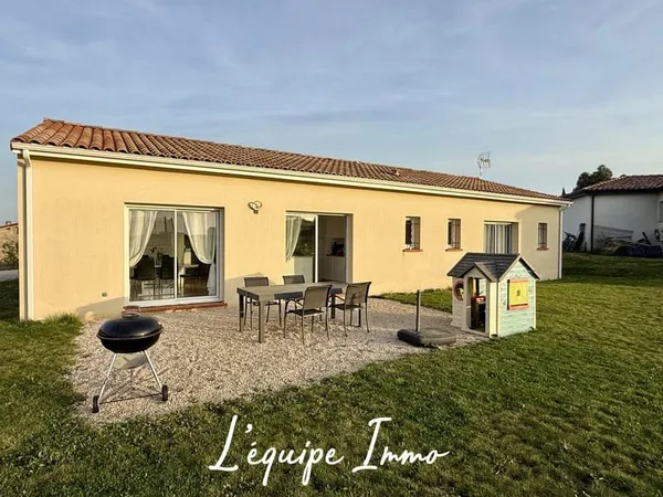 Maison contemporaine T4 de 112m2 sur 1145m2 de terrain