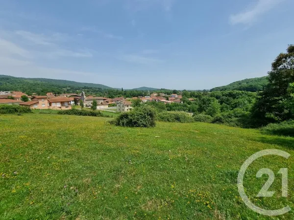 Terrain 2500 m²