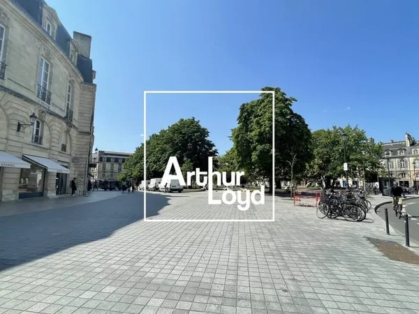 Local commercial 290 m²