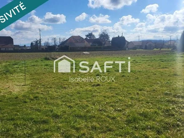 Terrain constructible d'une surface de 2264 m2