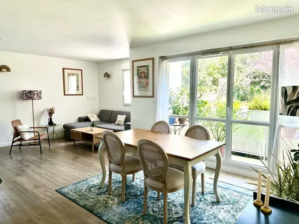 Appartement T3 spacieux bord de Loire