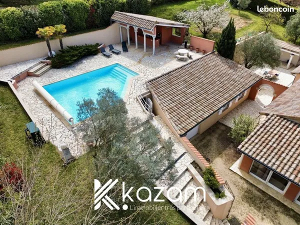 Maison de charme avec piscine et jardin arboré - Exclusivité