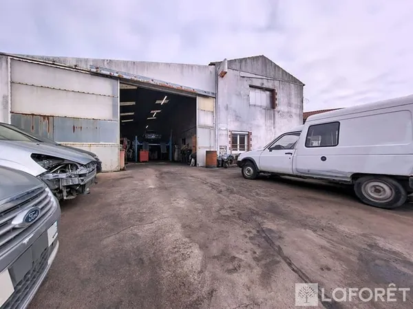 Fonds de commerce 213 m²