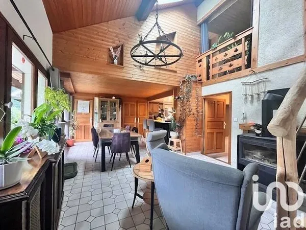 Maison 4 pièces 120 m²