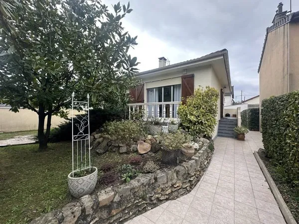 Maison de plain-pied 5 pièces 85 m²